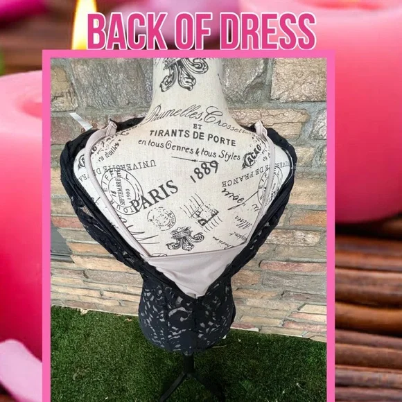 Monteau Lace style Dress with Lining - Picture 8 of 16